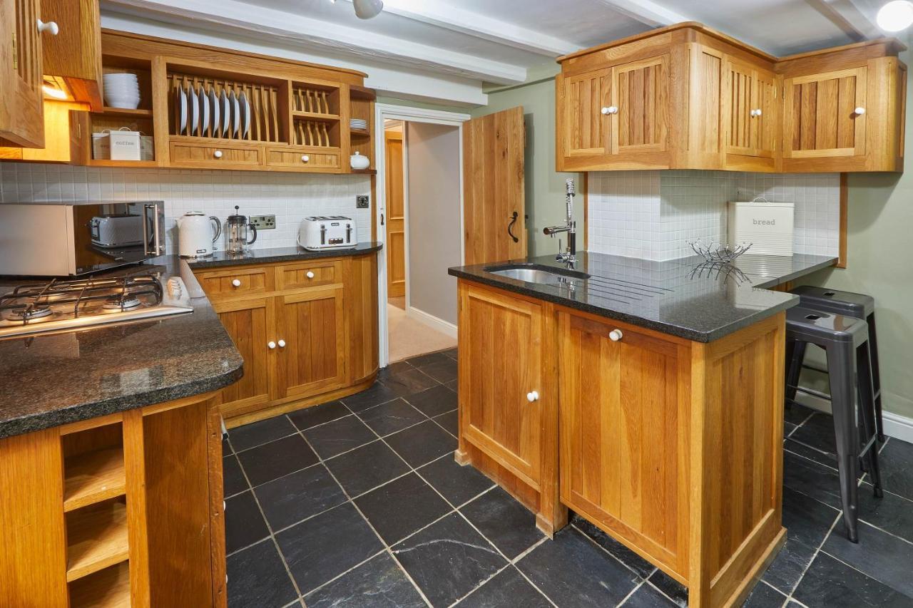 Host & Stay - Henderson House Whitby Eksteriør billede